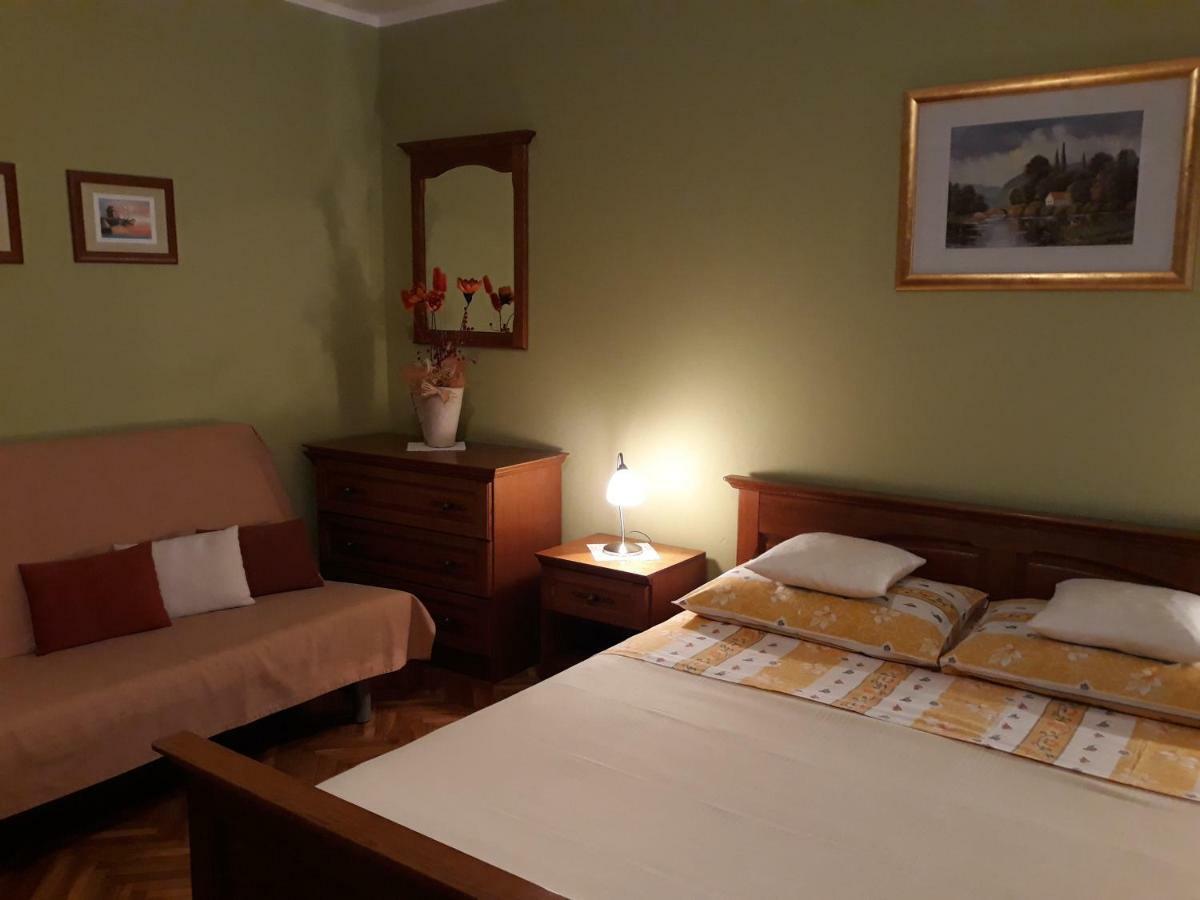 Apartment Nevia Fažana Eksteriør billede