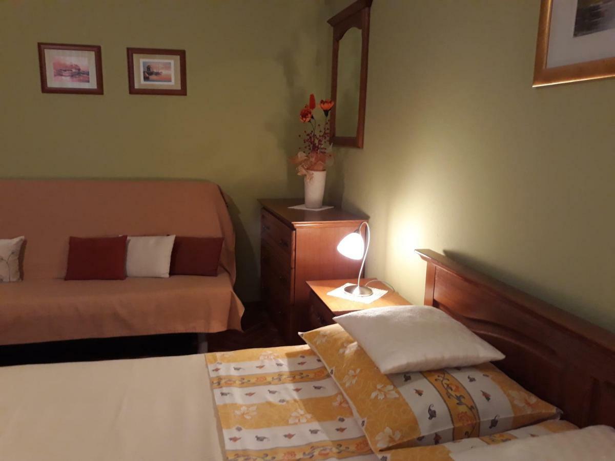 Apartment Nevia Fažana Eksteriør billede